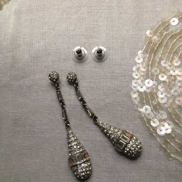 BEN AMUN JEWELRY Swarovski Crystal Drop Deco Earrings in Silver New - Picture 2 of 11